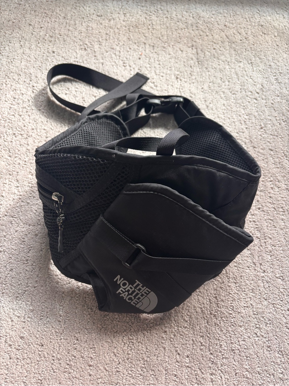 The North Face Black Women’s Belt Bag with Pocket for Water Bottle